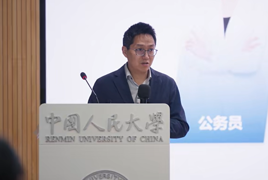 队报：巴黎卖拉莫斯和李刚仁收入破亿，将签阿克利乌舍和迪奥曼德