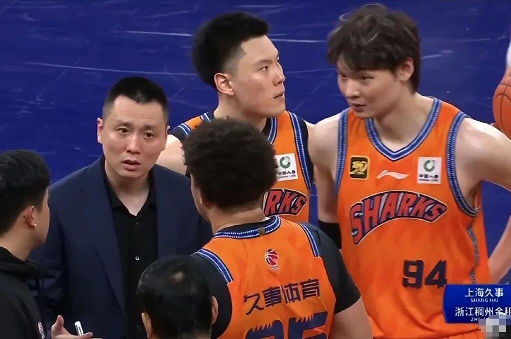 打球就要“夯爆”？虎扑老哥的篮球哲学炸了