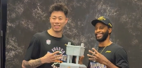 2.72亿or2.08亿！尼克斯刚夺冠，唐斯就收获利好消息，大合同稳了