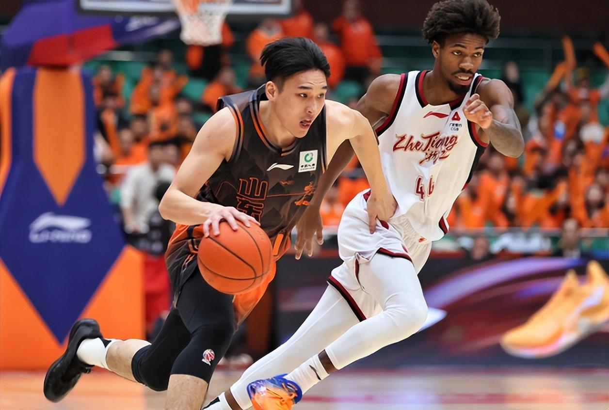 悟空体育53年后，纽约尼克斯队再夺NBA总冠军！球迷沸腾了