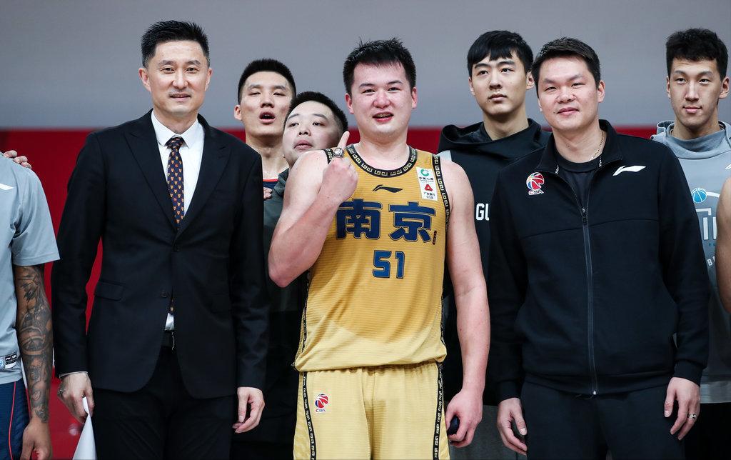 悟空体育总决赛G5：马刺主场强压尼克斯 文班哈珀发挥出色，福克斯拖后腿