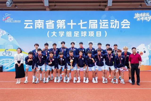 卧槽！詹姆斯跟湖人的矛盾，2021年就发生了...