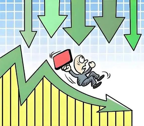 邓弗里斯：我现在不能谈皇马；国米球迷清楚我对国米的感情